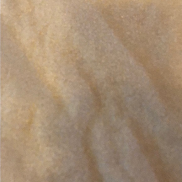 Gold scoop neck long sleeve tee - Picture 2 of 4